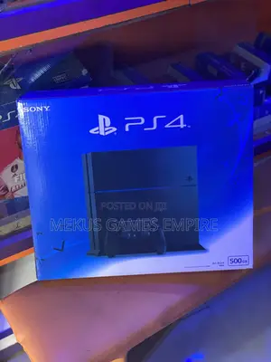 Ps4 + 9 Installed Game Both Fifa25,Mk,Gta5,God of War More