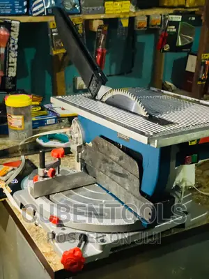 Bench Mitre Saw /Up and Down Mitre