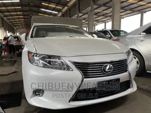 Lexus ES 350 FWD 2014 White