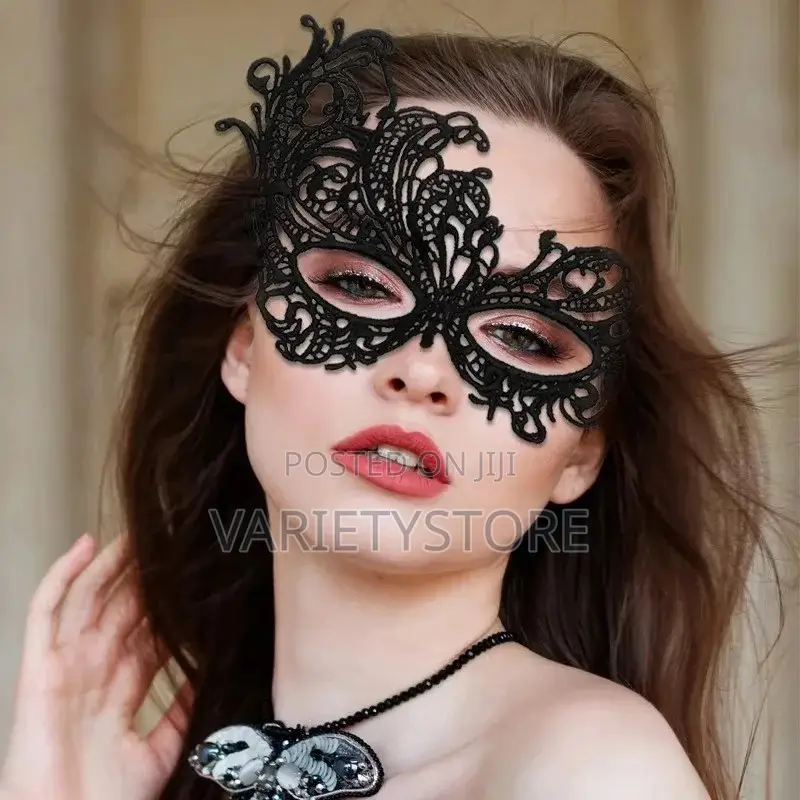 Half Face Halloween Ball Sexy and Fun Makeup Eye Mask