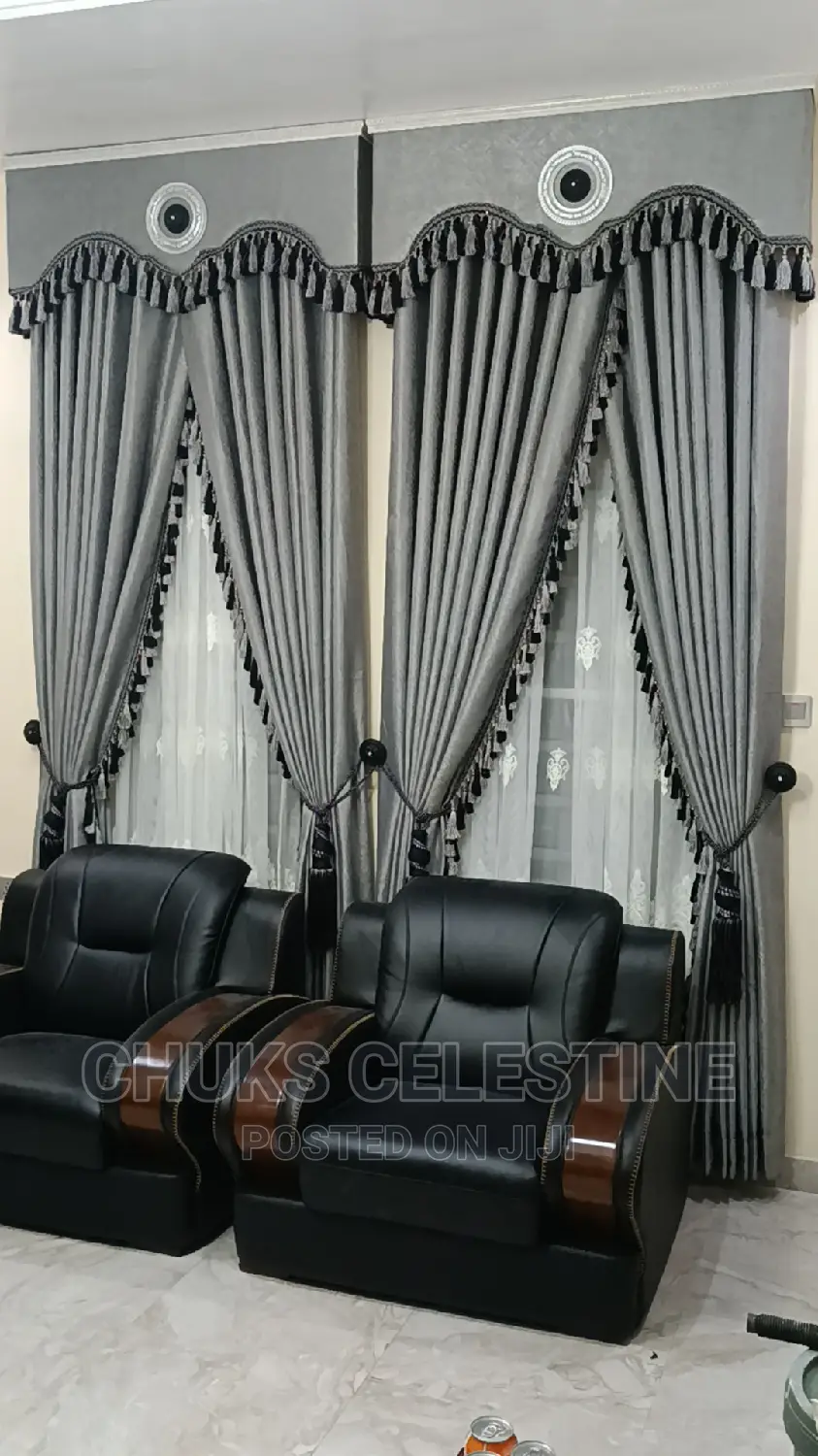 Royal Curtain Decor