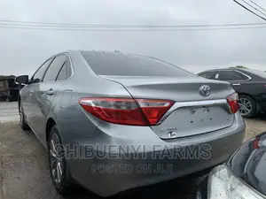 Toyota Camry 2016 Silver