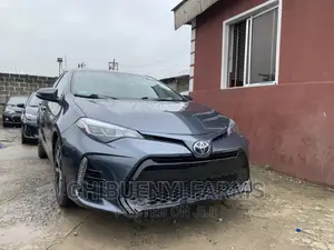 Toyota Corolla 2017 Gray
