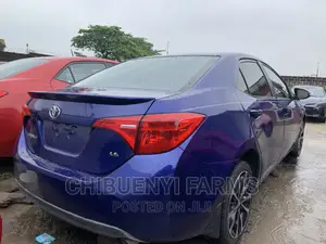 Toyota Corolla 2017 Blue