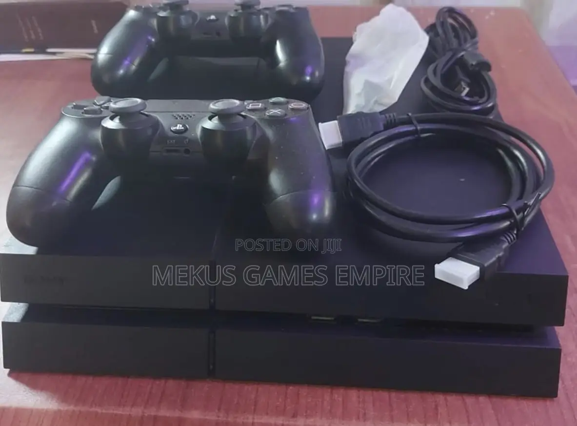Ps4 Console + Extra Controller