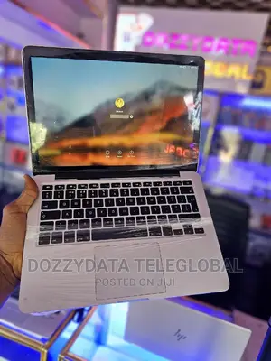 Laptop Apple MacBook Pro 8GB Intel Core I5 SSD 256GB