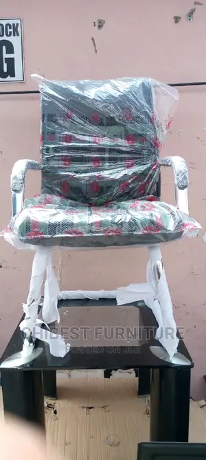 Standard 107 Visitors Chair