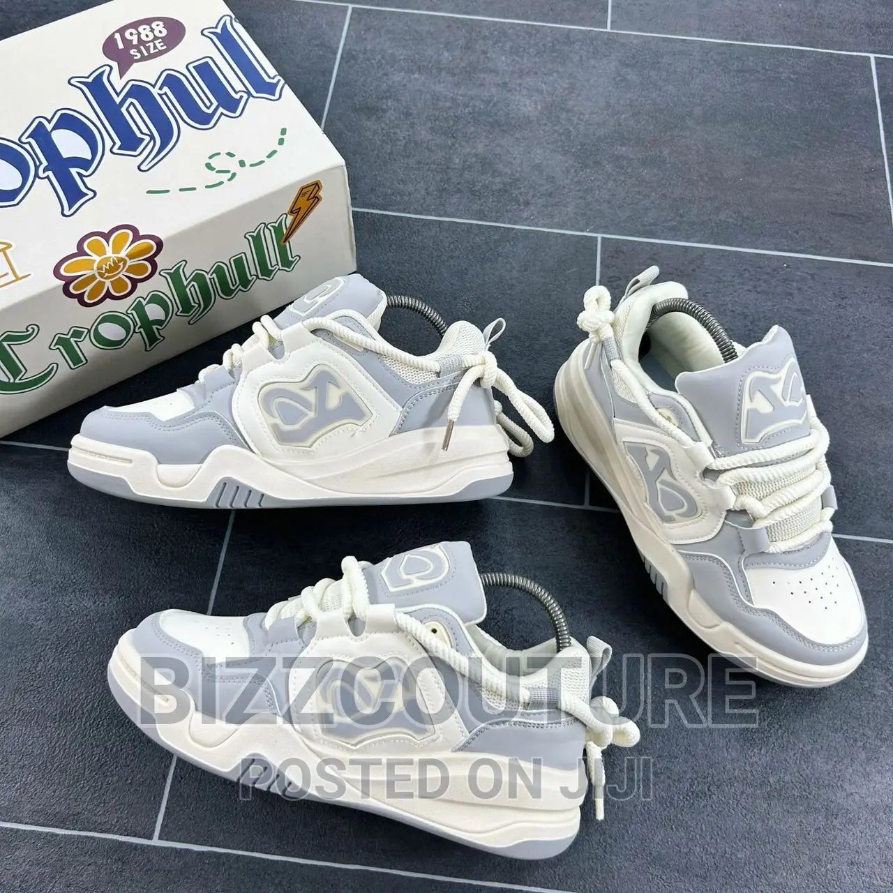 Original CROP-HULL CASUAL H-Made Low Available in Store