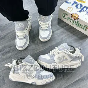 Original CROP-HULL CASUAL H-Made Low Available in Store