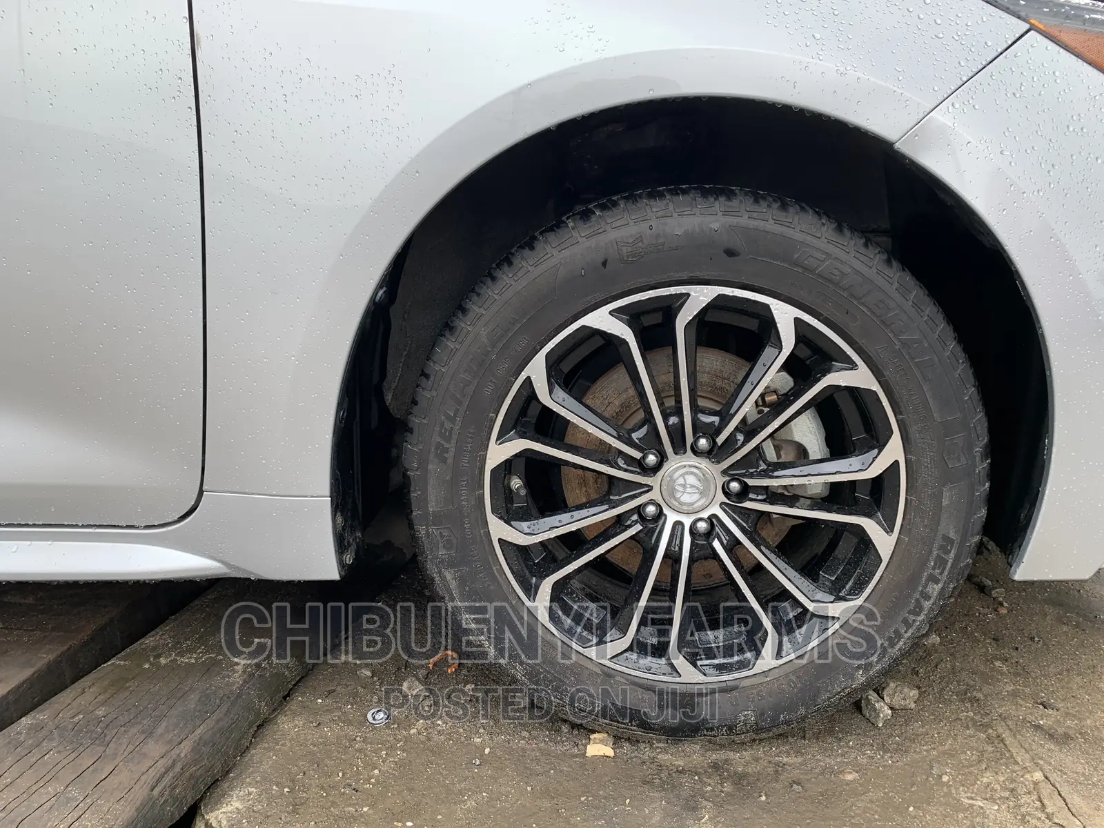Toyota Corolla LE 2021 Silver