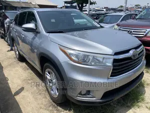 Toyota Highlander 2016 Silver