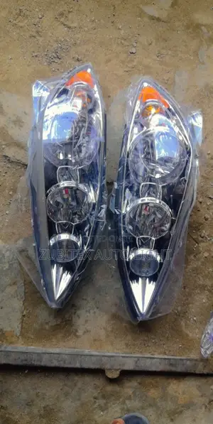 Headlamp Toyota Camry 2005