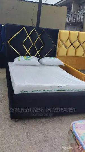 Bed Frame With Mattress 4x6ft