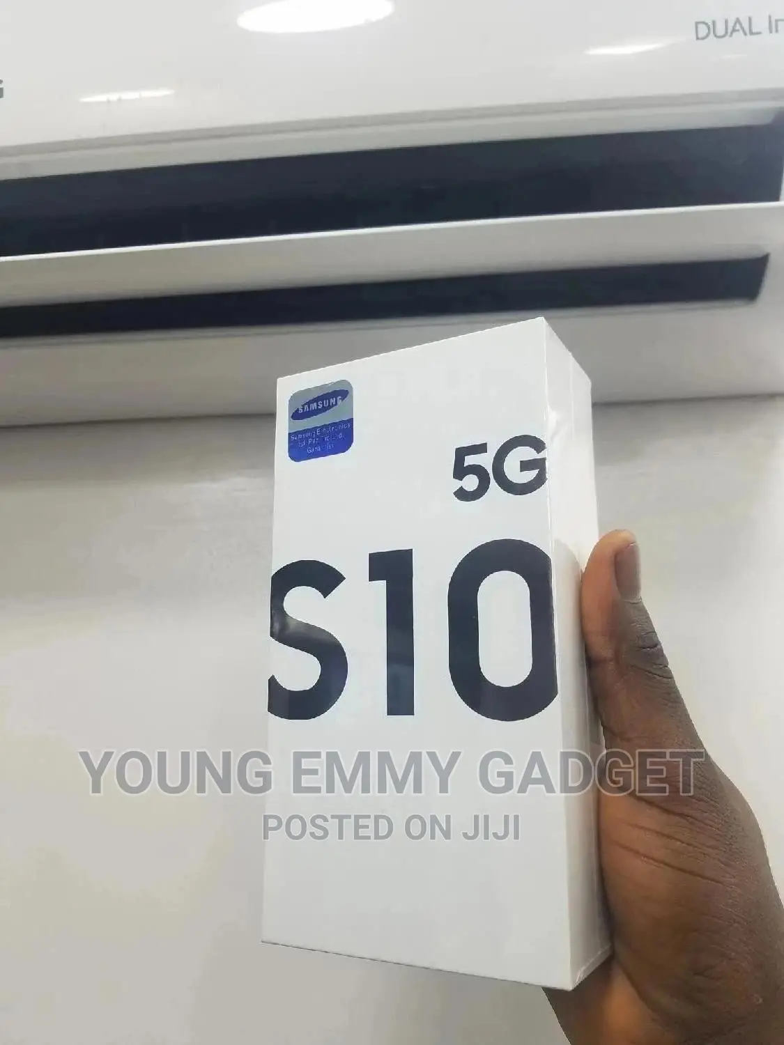New Samsung Galaxy S10 5G 256 GB Silver
