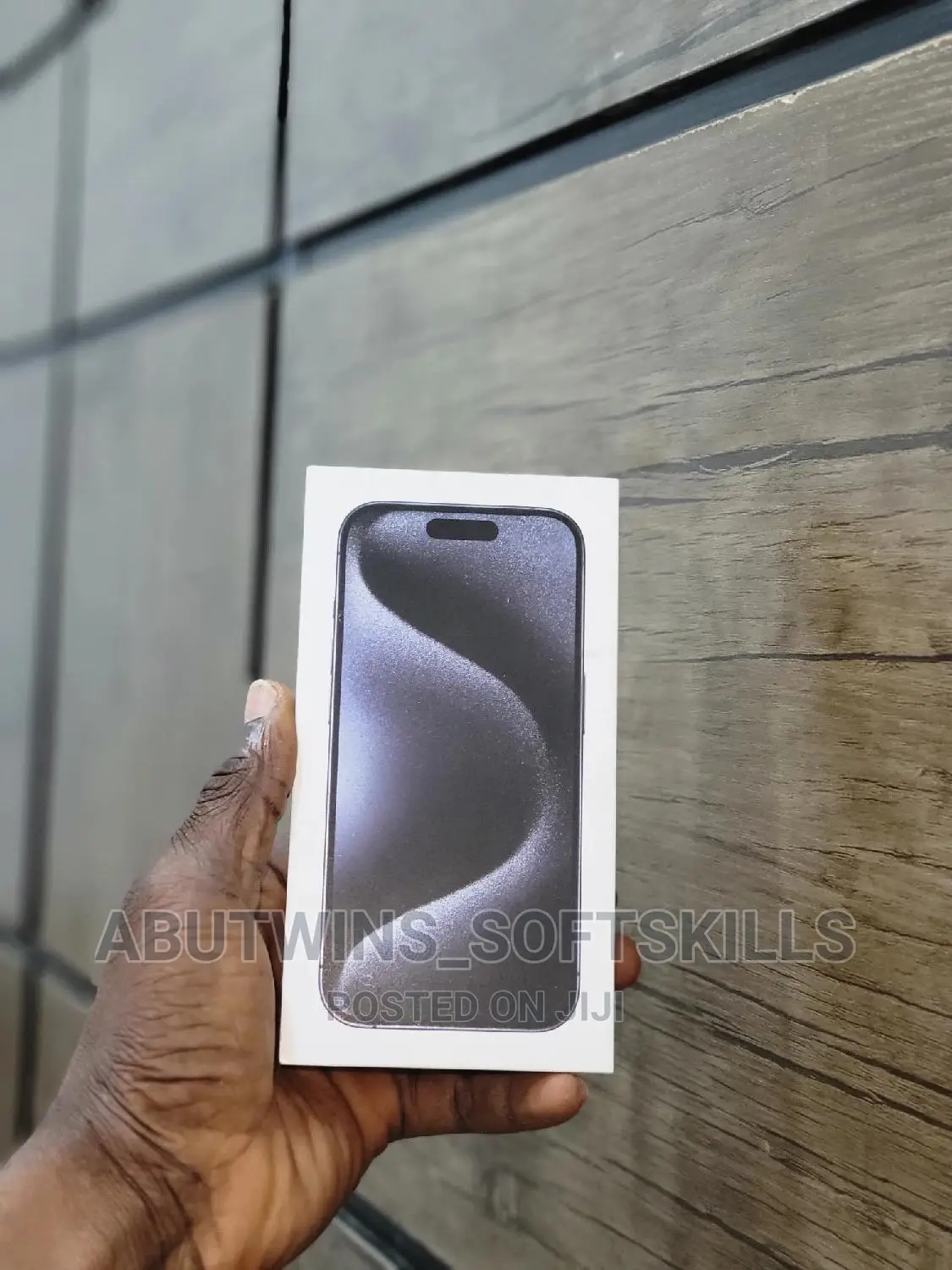 New Apple iPhone 15 Pro 128 GB Blue