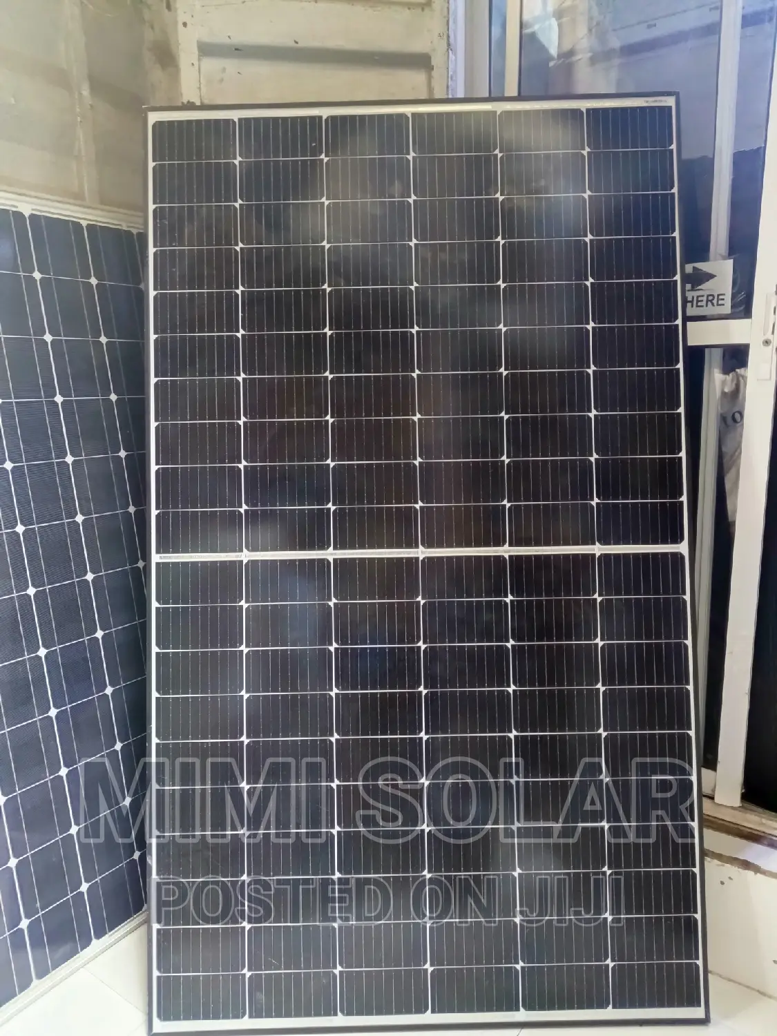 550 Watts Canadian Mono Panel