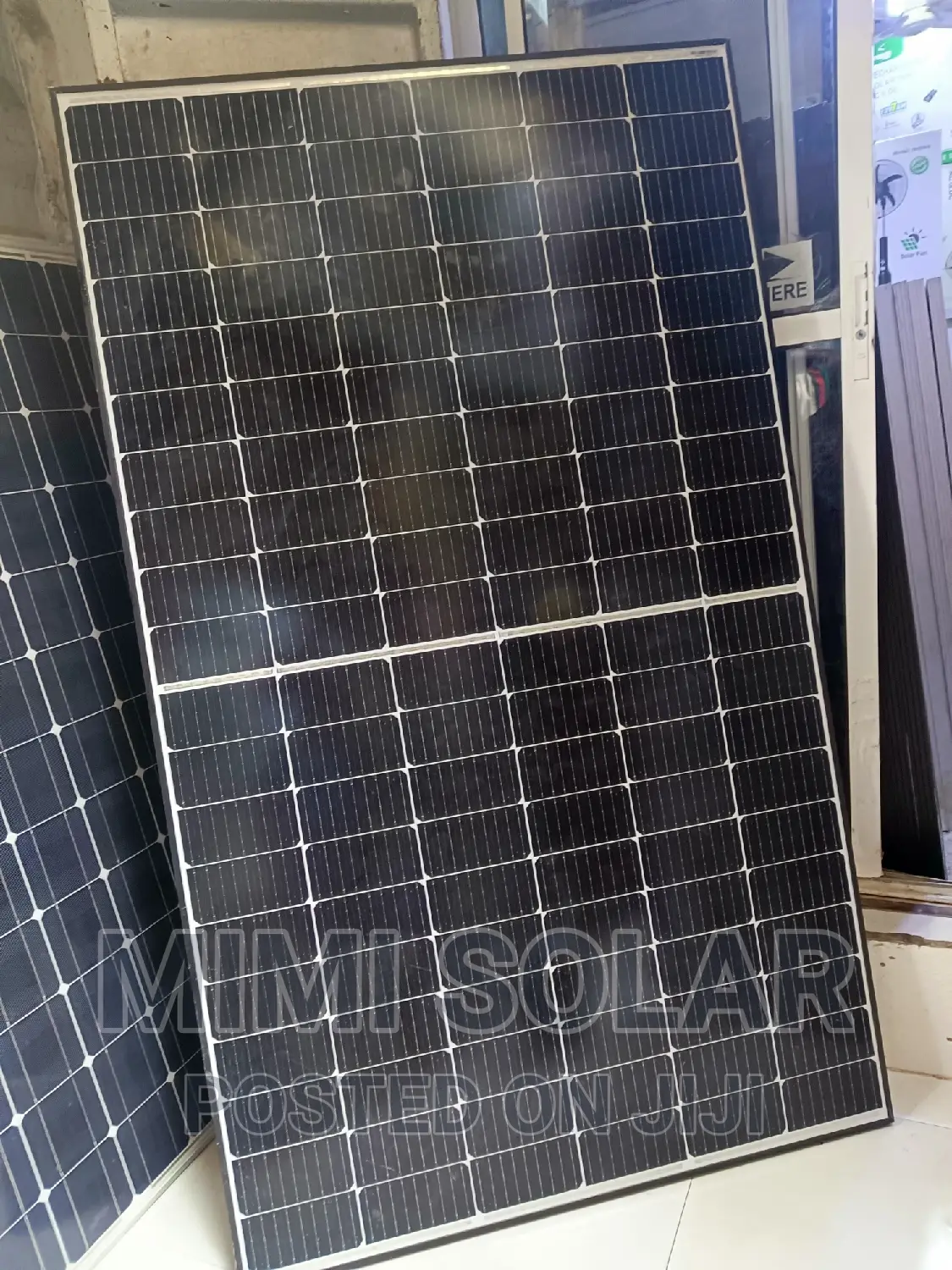 550 Watts Half Cut Canadian Mono Panel
