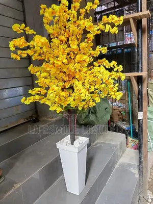 Flowers With Stand