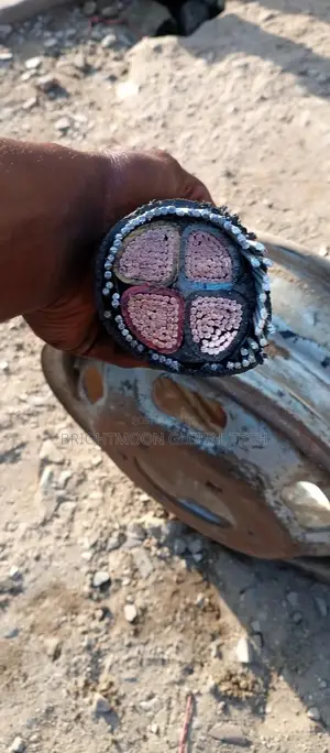 240mm 4core Bicc Armoured Cable