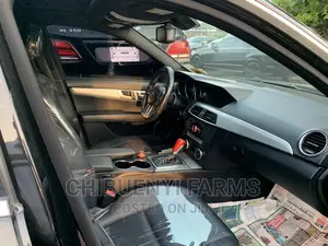 Mercedes-Benz C300 2013 Black