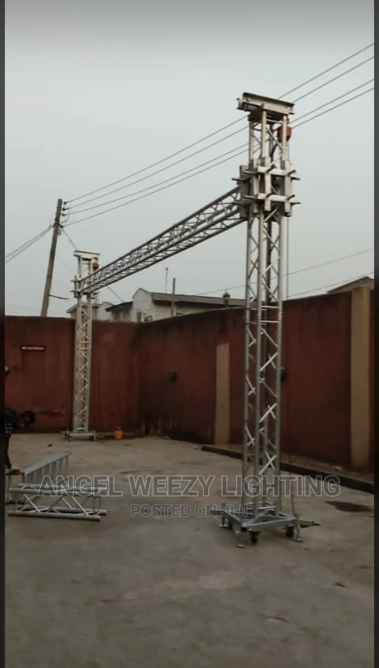 Goal Post Truss