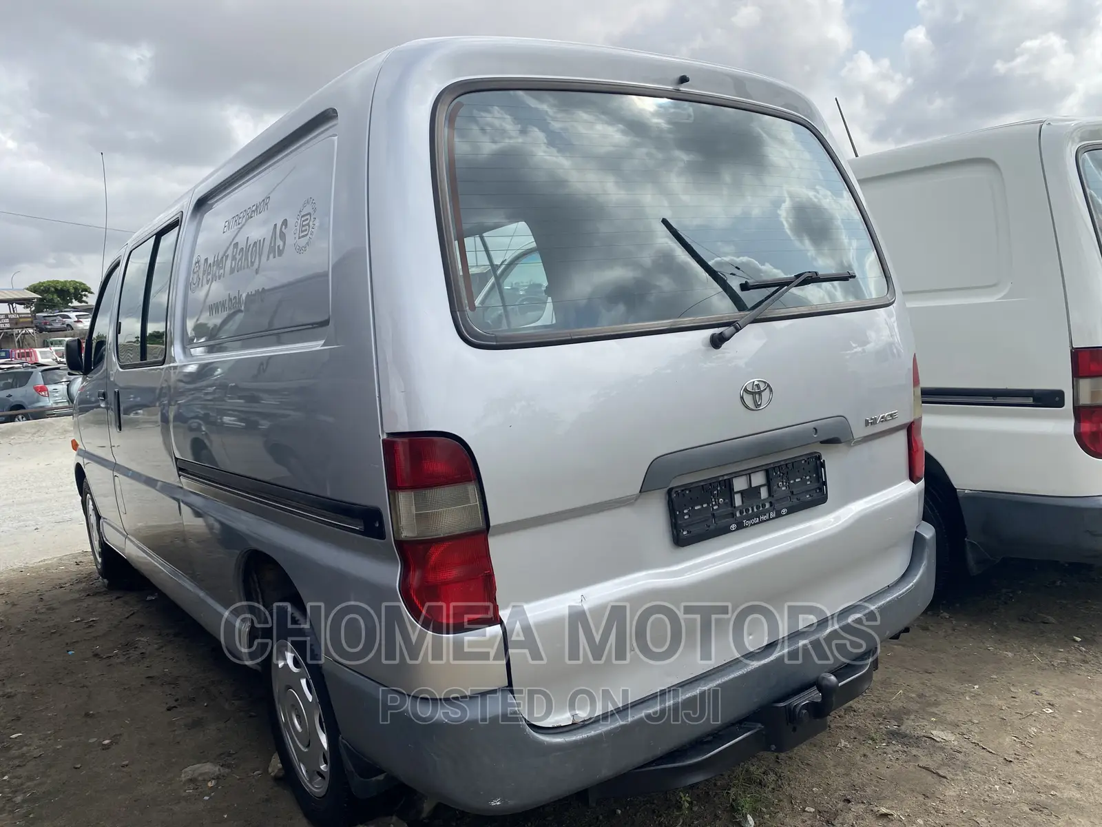 Toyota HiAce 2005