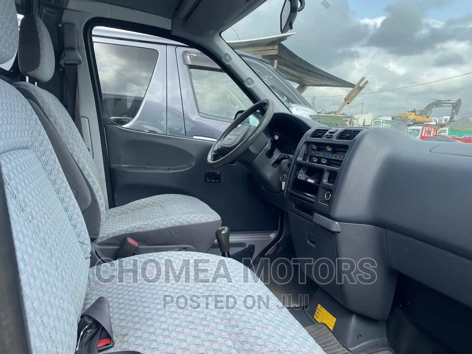 Toyota HiAce 2005