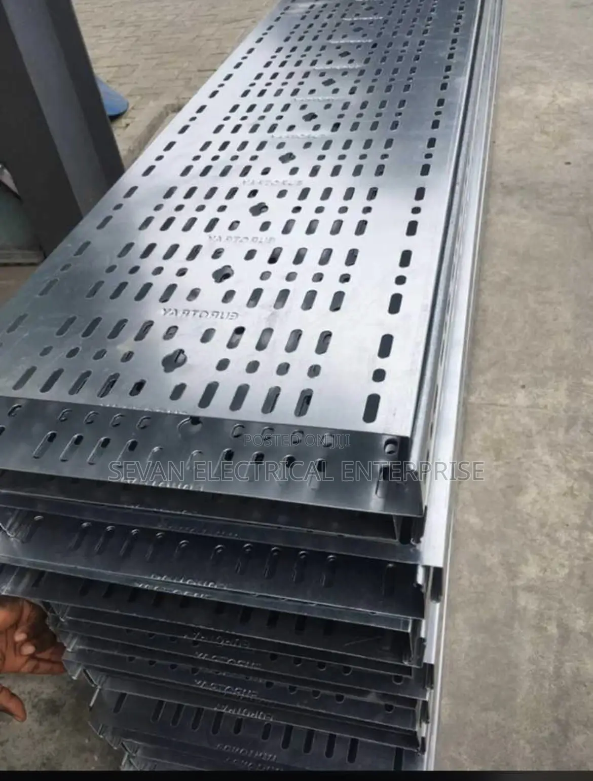 300mm Galvanize Cable Tray