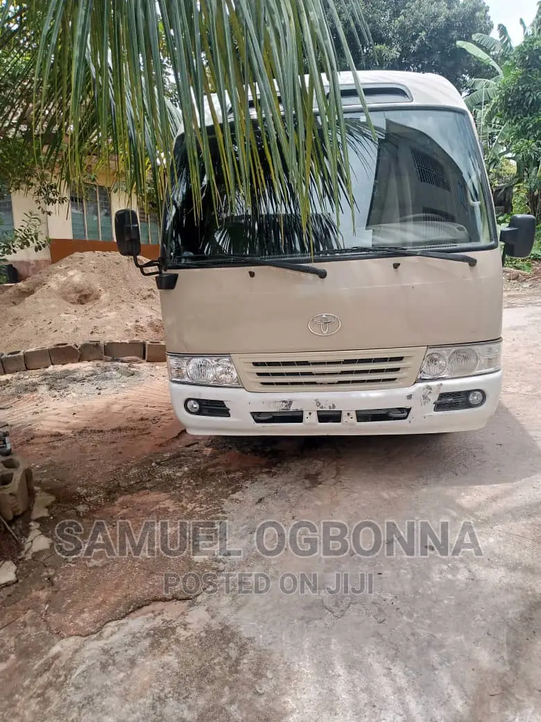 Toyota Coaster 2014 White