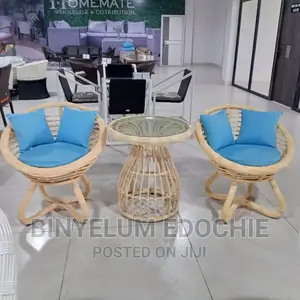 Leisure/Outdoor Chairs and Table.