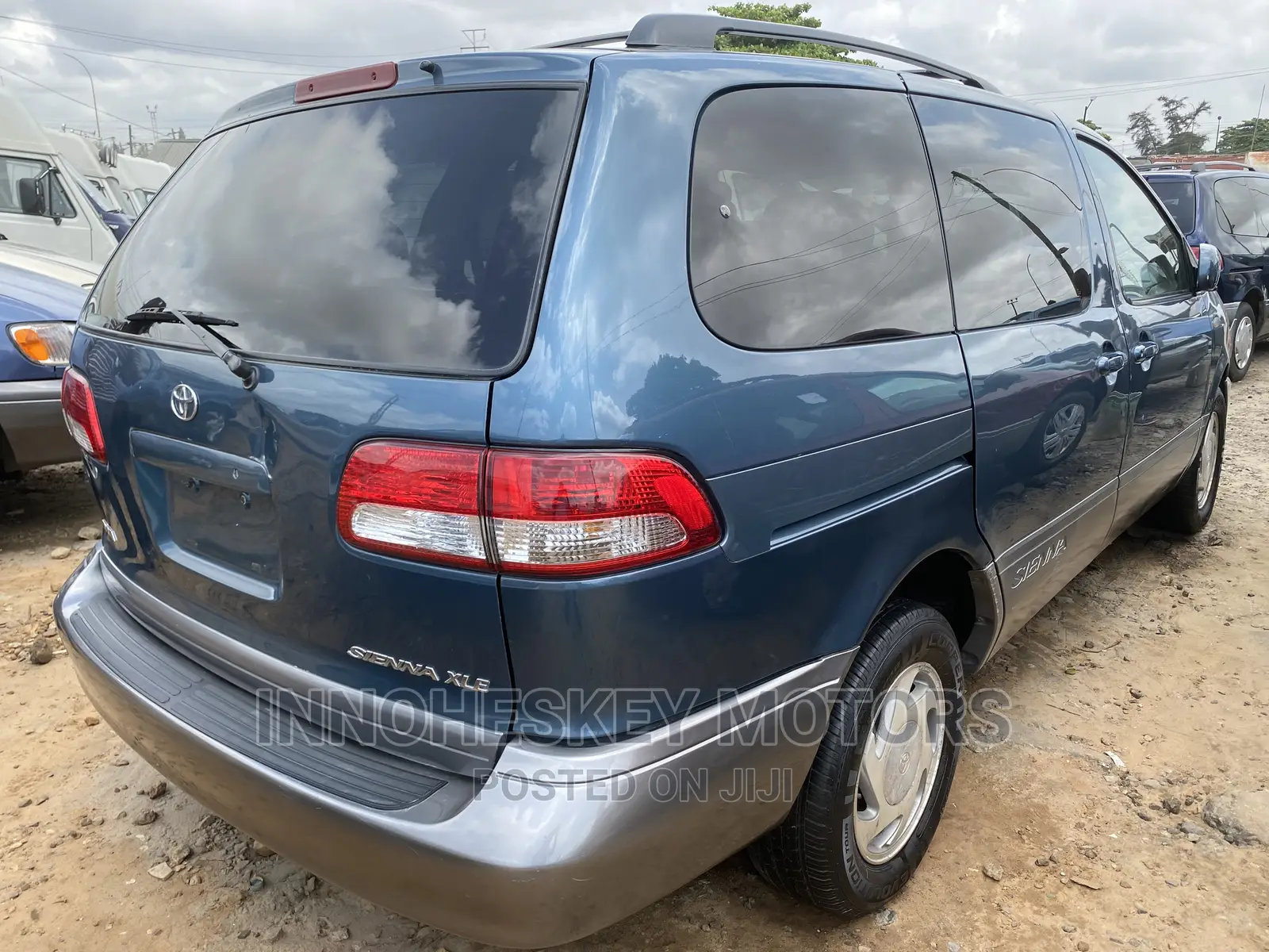Toyota Sienna XLE 2002 Green