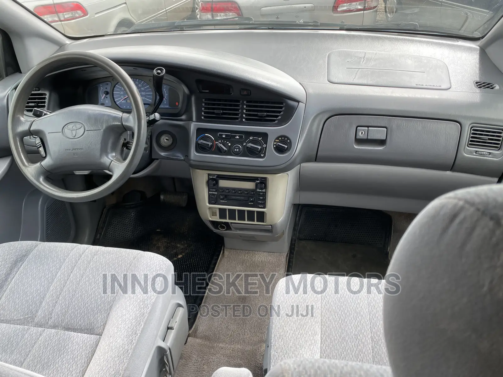 Toyota Sienna LE 2001 Blue