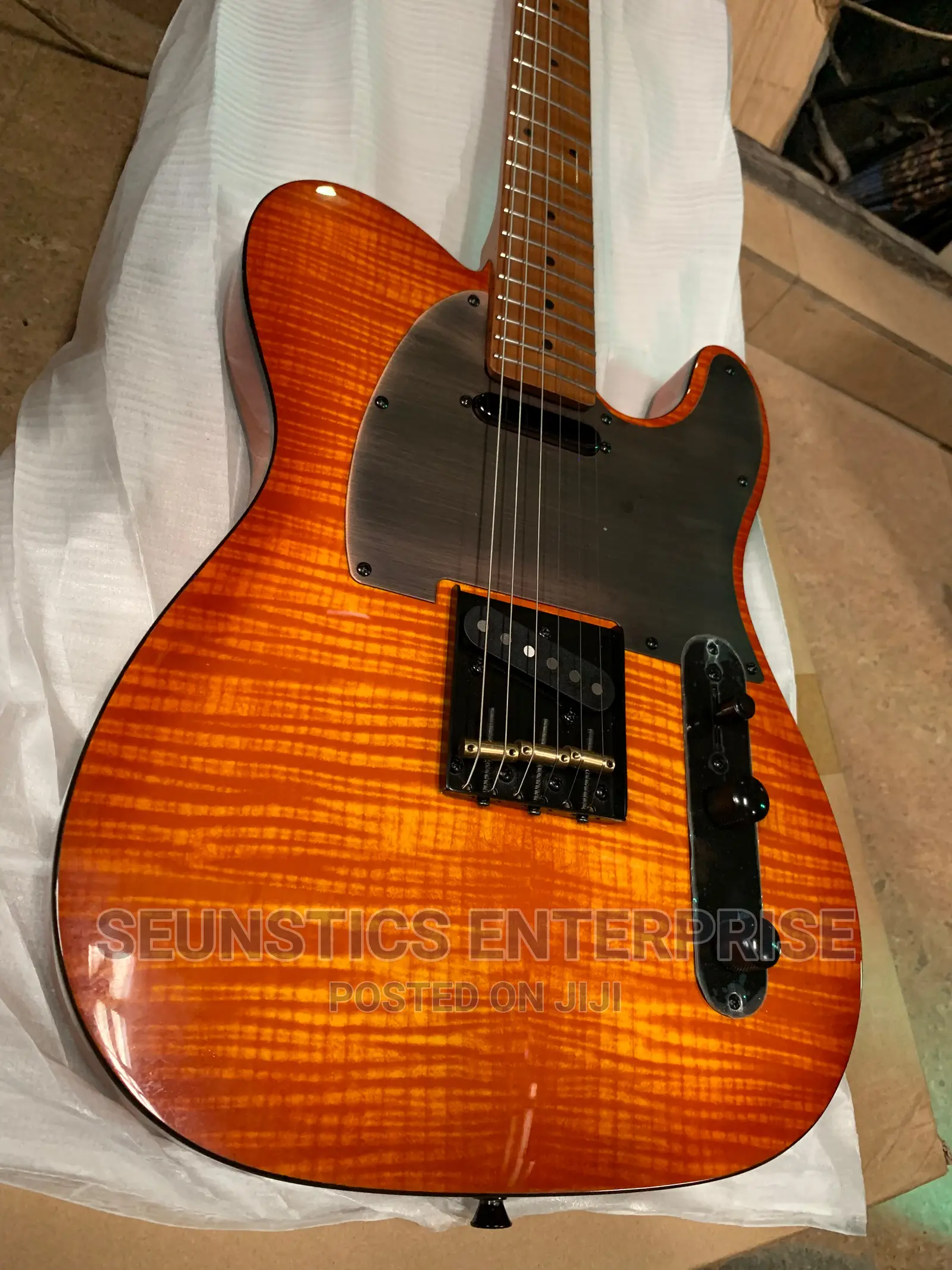 Quality Luxars Telecaster Lead Guitar