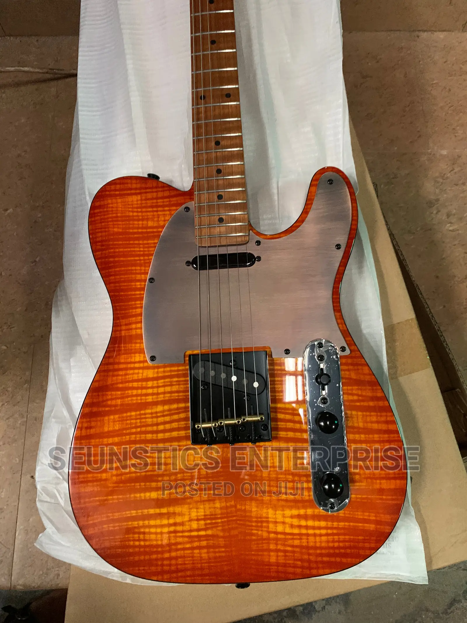 Quality Luxars Telecaster Lead Guitar