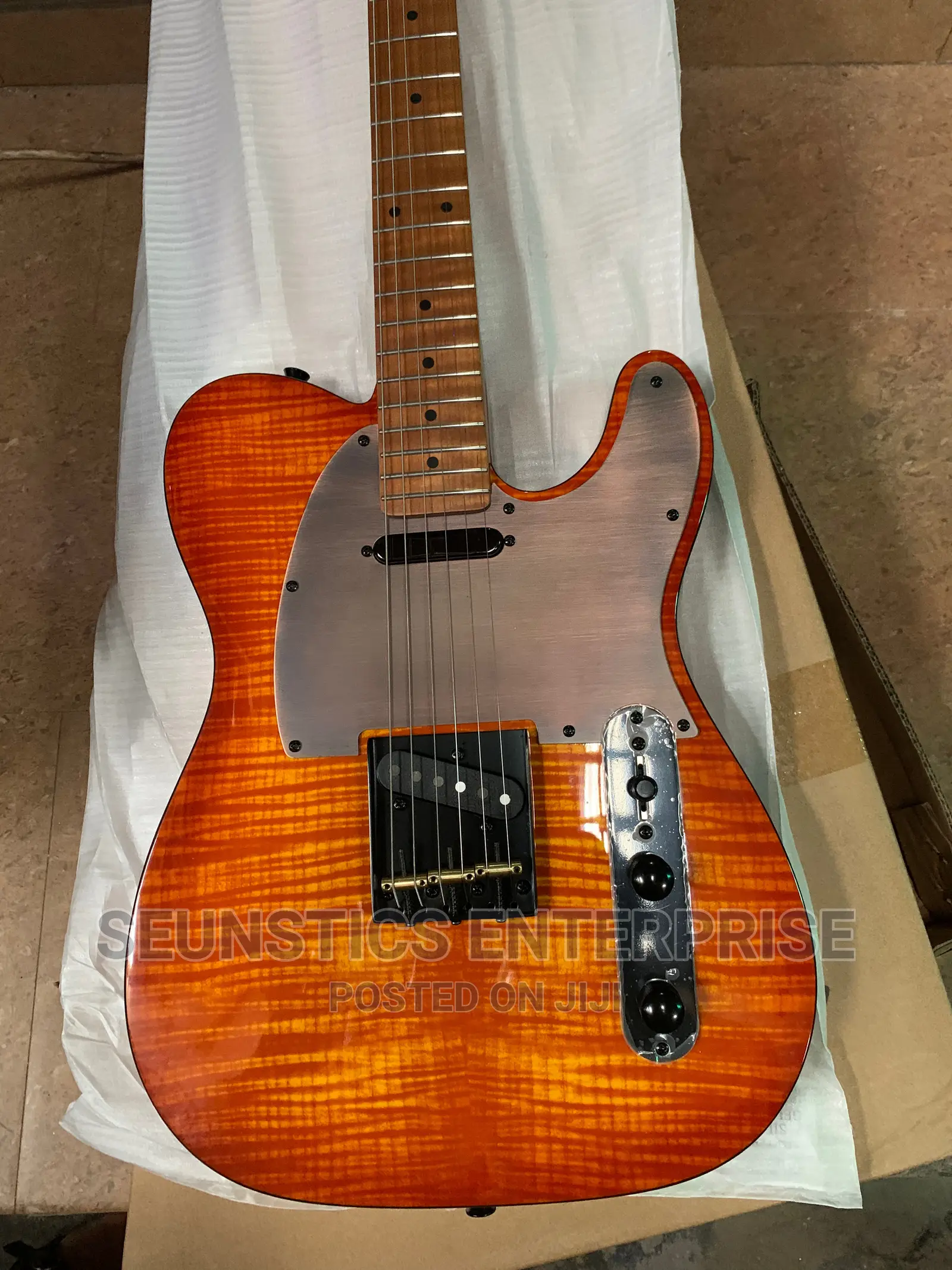 Quality Luxars Telecaster Lead Guitar