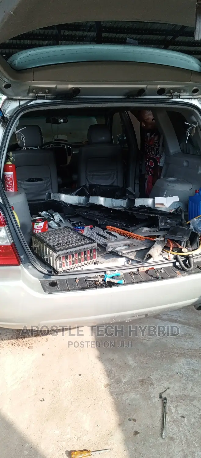 Hybrid Automobile Diagnostic Technician