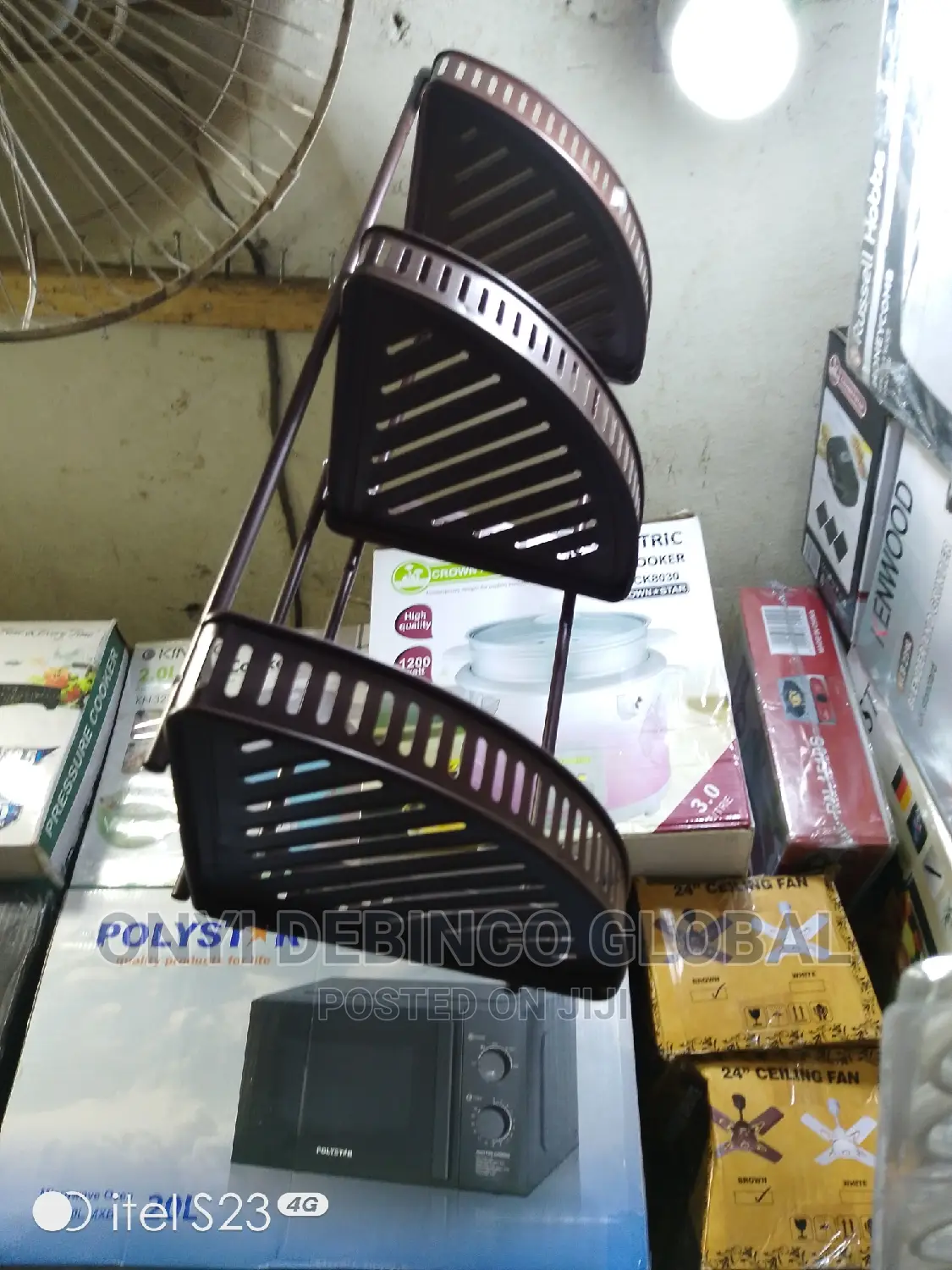 Wall Mounted 3layer Triangular Bathroom/Corridor Corner Rack