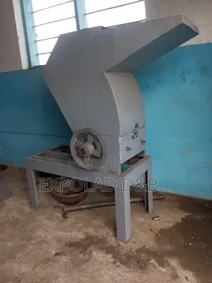 Plastic/Paper/Polythene Shredder/Crusher