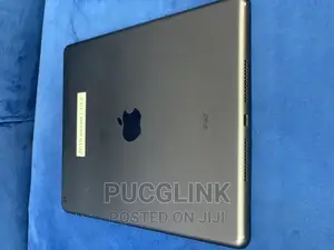 Apple iPad 10.2 (2019) 32 GB Gray