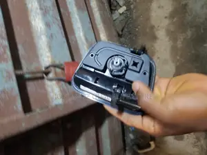 Boot Cover Opener GLE350/ Ml350