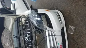 All Kinds of Merbearch Headlights Available for C300,GLK350