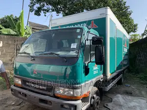 Mitsubishi Container Truck