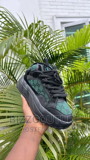 Original GUCCI Sneakers Available in Store