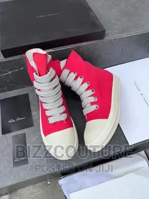 Original BUCK OWEN Sneakers Available in Store