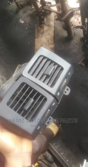 Side Vent Land Cruiser Prado