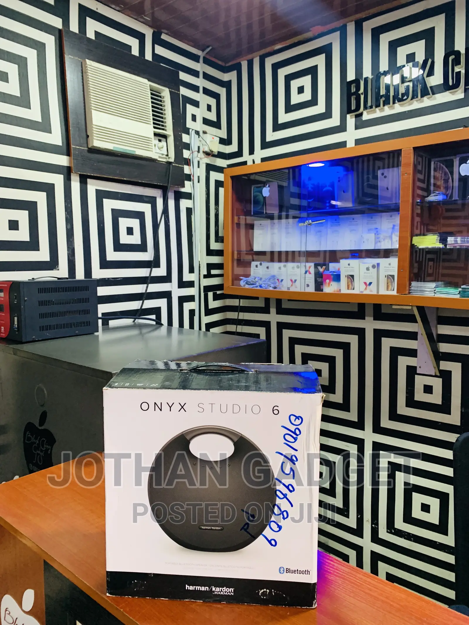 Studio 6 Speaker