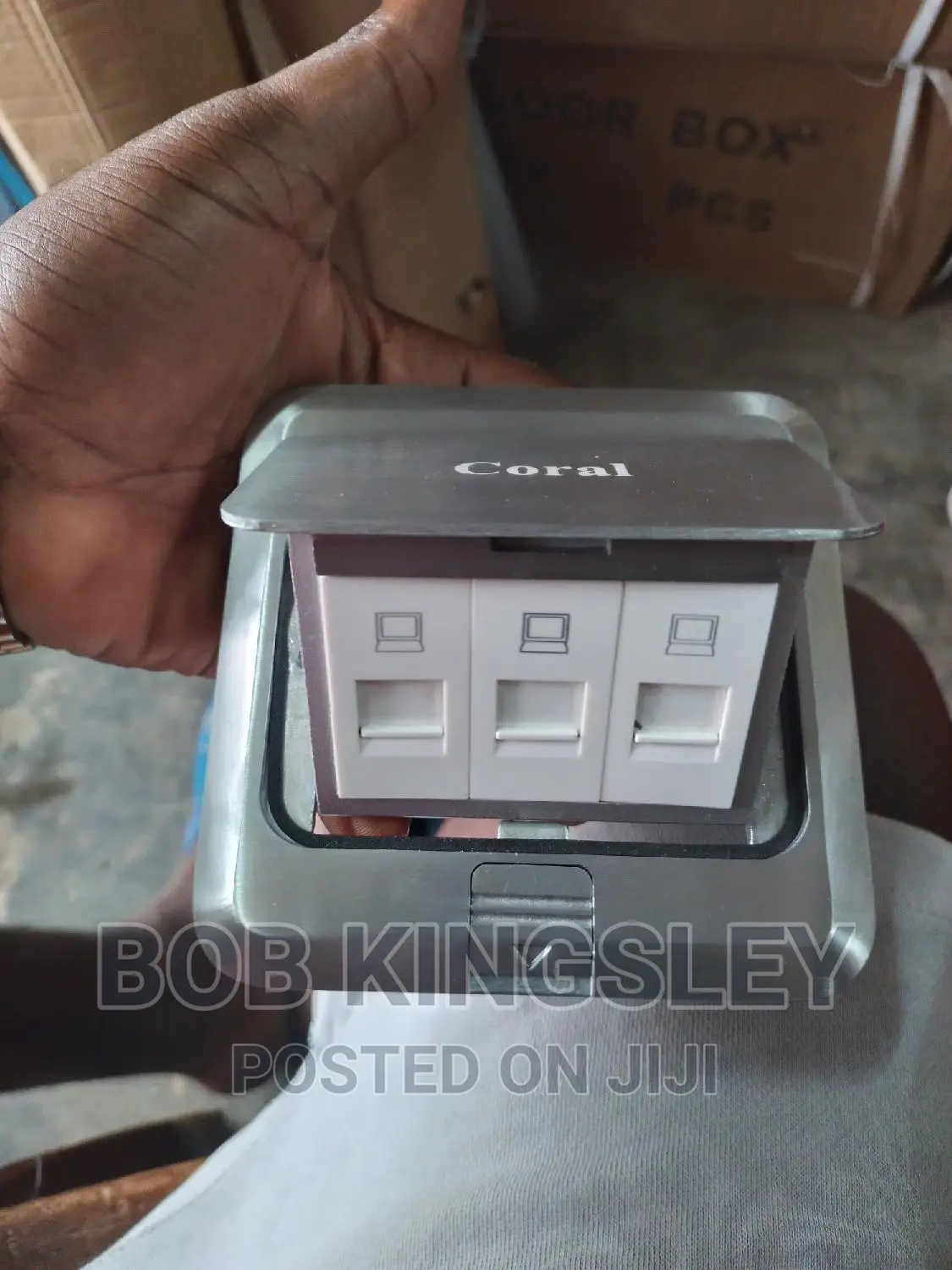 3way Data Floor Socket