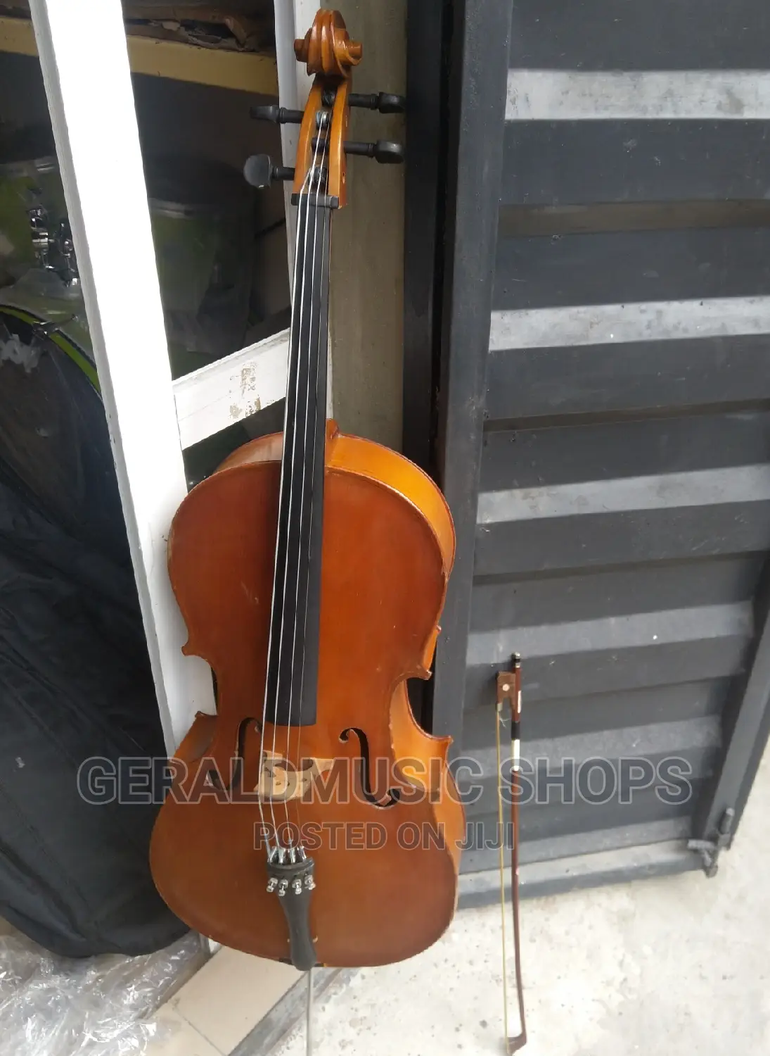 UK Used 1/4 Cello Percussion