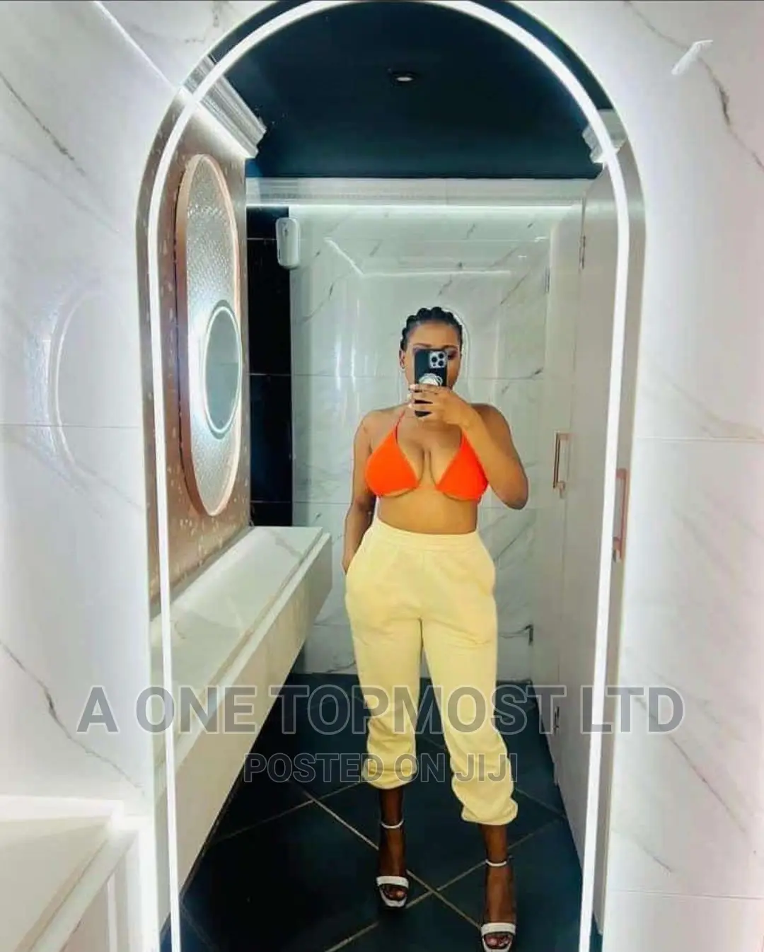 Led Mirror (120 By 70cm)