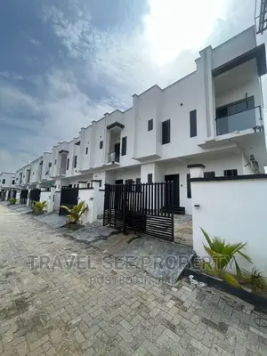 3bdrm Duplex in Private Estate for sale